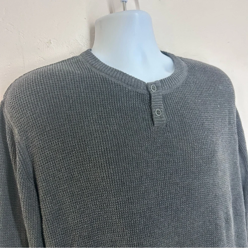 Pact Men’s Thermal Waffle Henley Sweater Charcoal Size L Organic Cotton